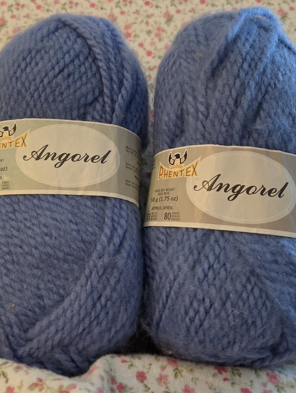 VINTAGE PHENTEX ANGOREL KNITTING/ CROCHET YARN 2 SKEINS Saxon Blue